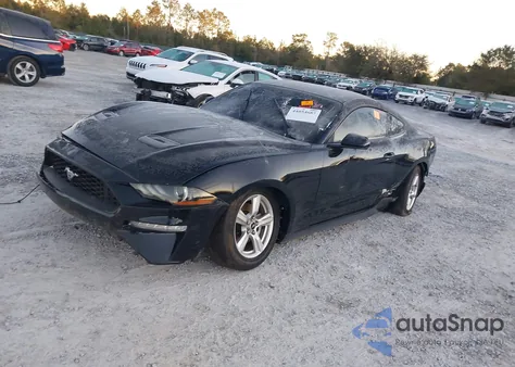 2019 Ford Mustang Ecoboost z USA, uszkodzony, nr VIN 1FA6P8TH1K5116647